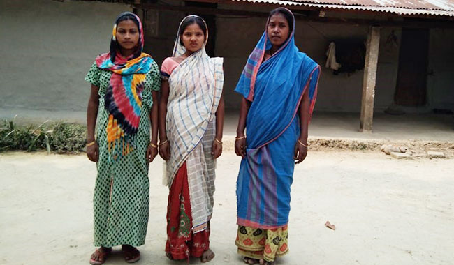 Educating women about the benefits of keeping a nutritional kitchen garden at home, including a list of nutritious foods which can be found within the local area.