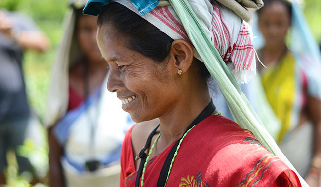 Educating women about the benefits of keeping a nutritional kitchen garden at home, including a list of nutritious foods which can be found within the local area.